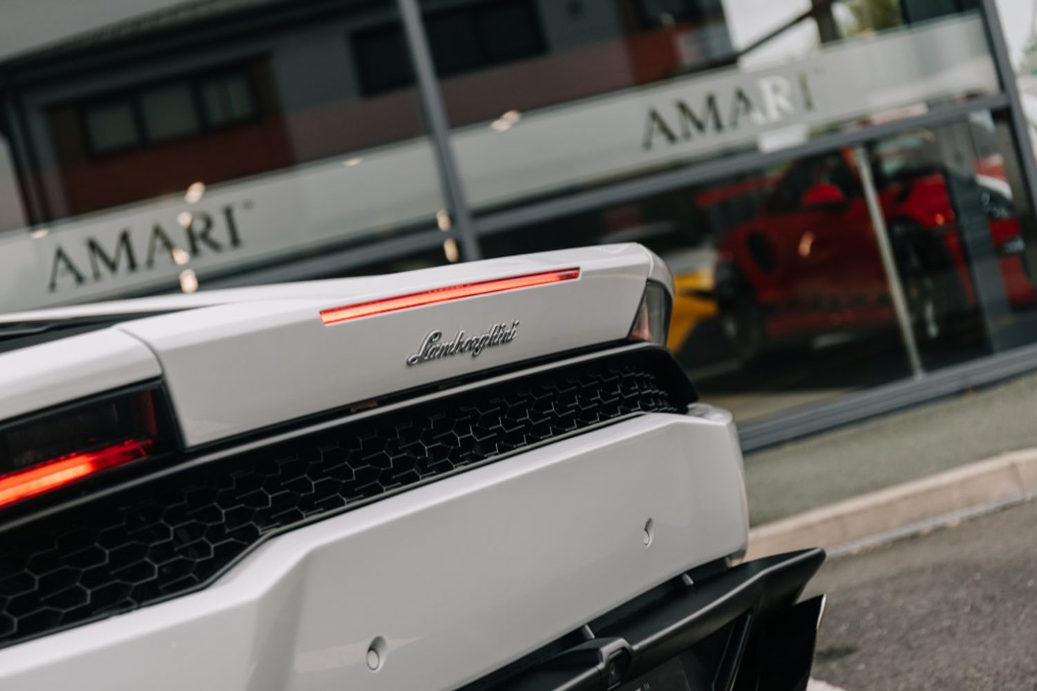LAMBORGHINI HURACAN COUPE 5.2 LP 610-4 2DR SEMI AUTOMATIC