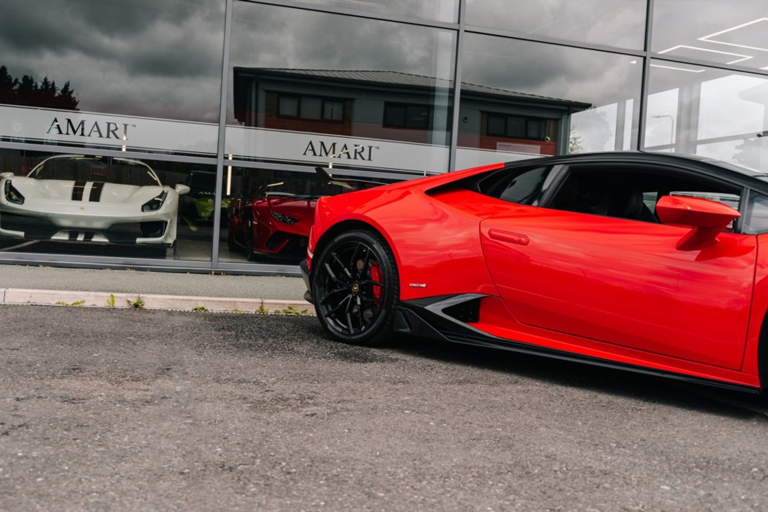 LAMBORGHINI HURACAN COUPE 5.2 LP 610-4 2DR SEMI AUTOMATIC