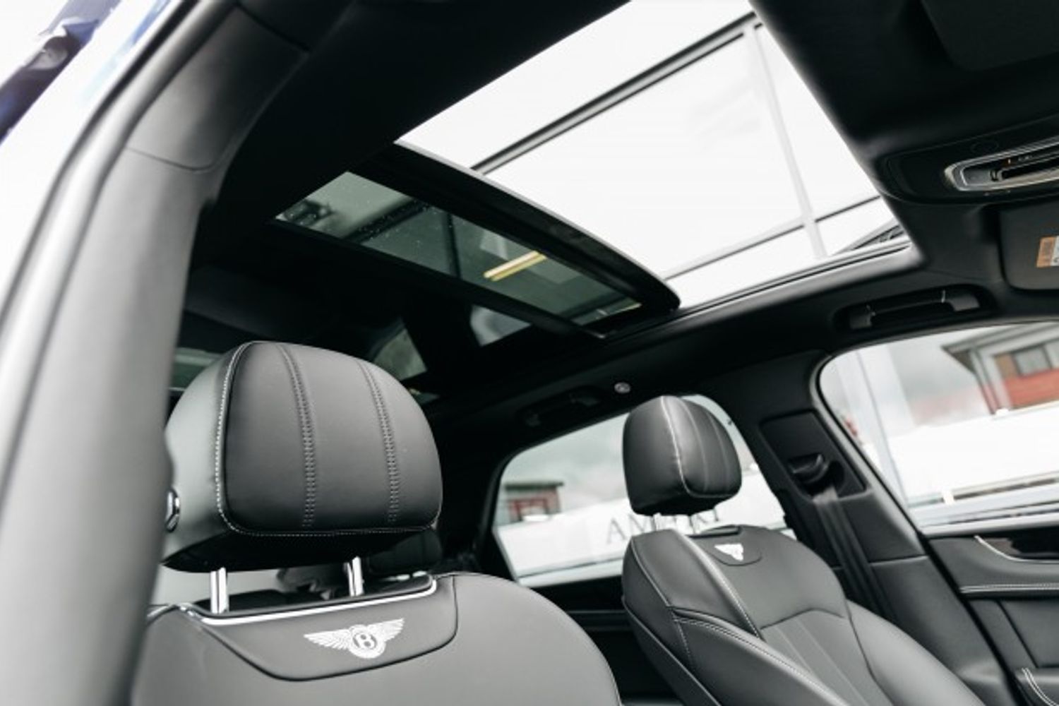 BENTLEY BENTAYGA DIESEL ESTATE 4.0 V8 D 5DR AUTOMATIC