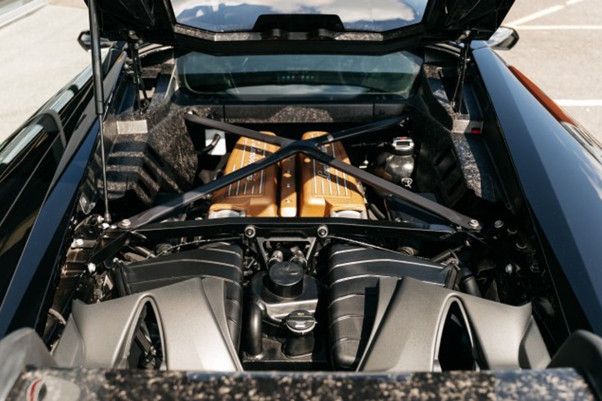 LAMBORGHINI HURACAN COUPE 5.2 LP 640-4 PERFORMANTE 2DR SEMI AUTOMATIC
