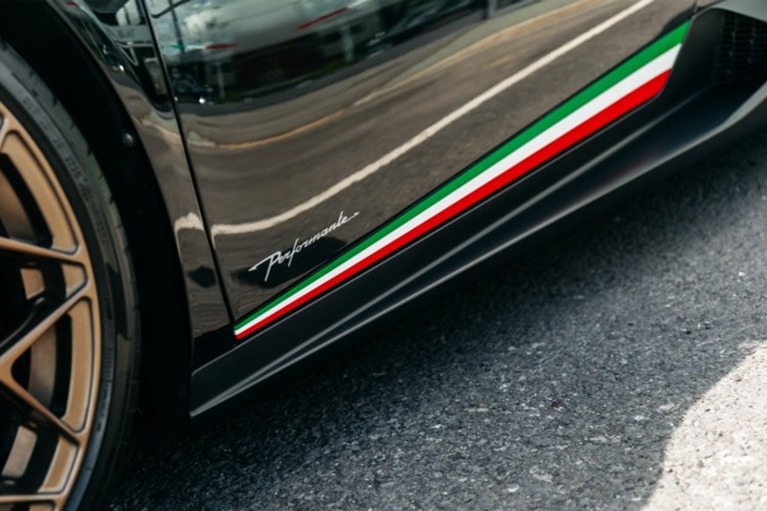 LAMBORGHINI HURACAN COUPE 5.2 LP 640-4 PERFORMANTE 2DR SEMI AUTOMATIC