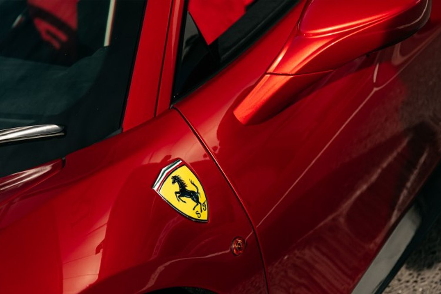 FERRARI 488 PISTA VS COUPE 3.9 VS 2DR SEMI AUTOMATIC