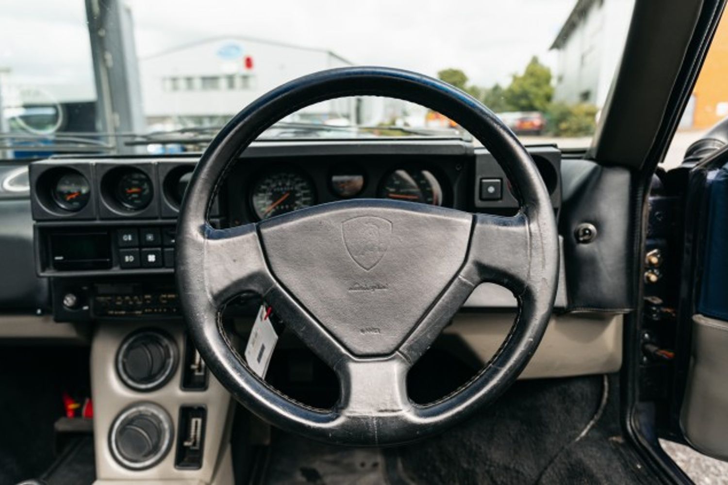LAMBORGHINI Jalpa 3.5