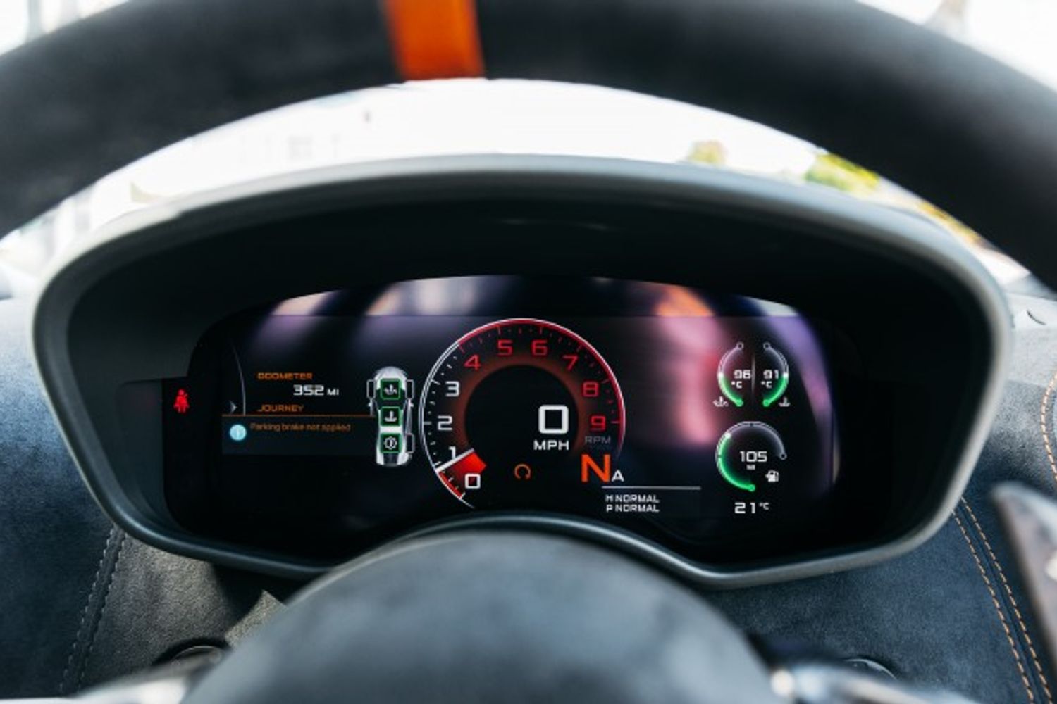 MCLAREN 600LT COUPE 3.8 V8 SSG 2DR SEMI AUTOMATIC