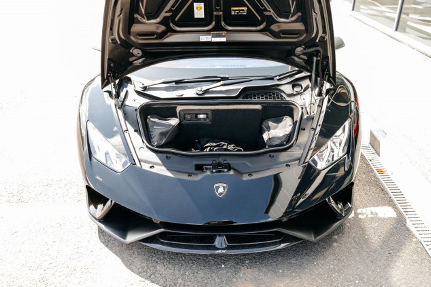 LAMBORGHINI HURACAN COUPE 5.2 LP 640-4 PERFORMANTE 2DR SEMI AUTOMATIC