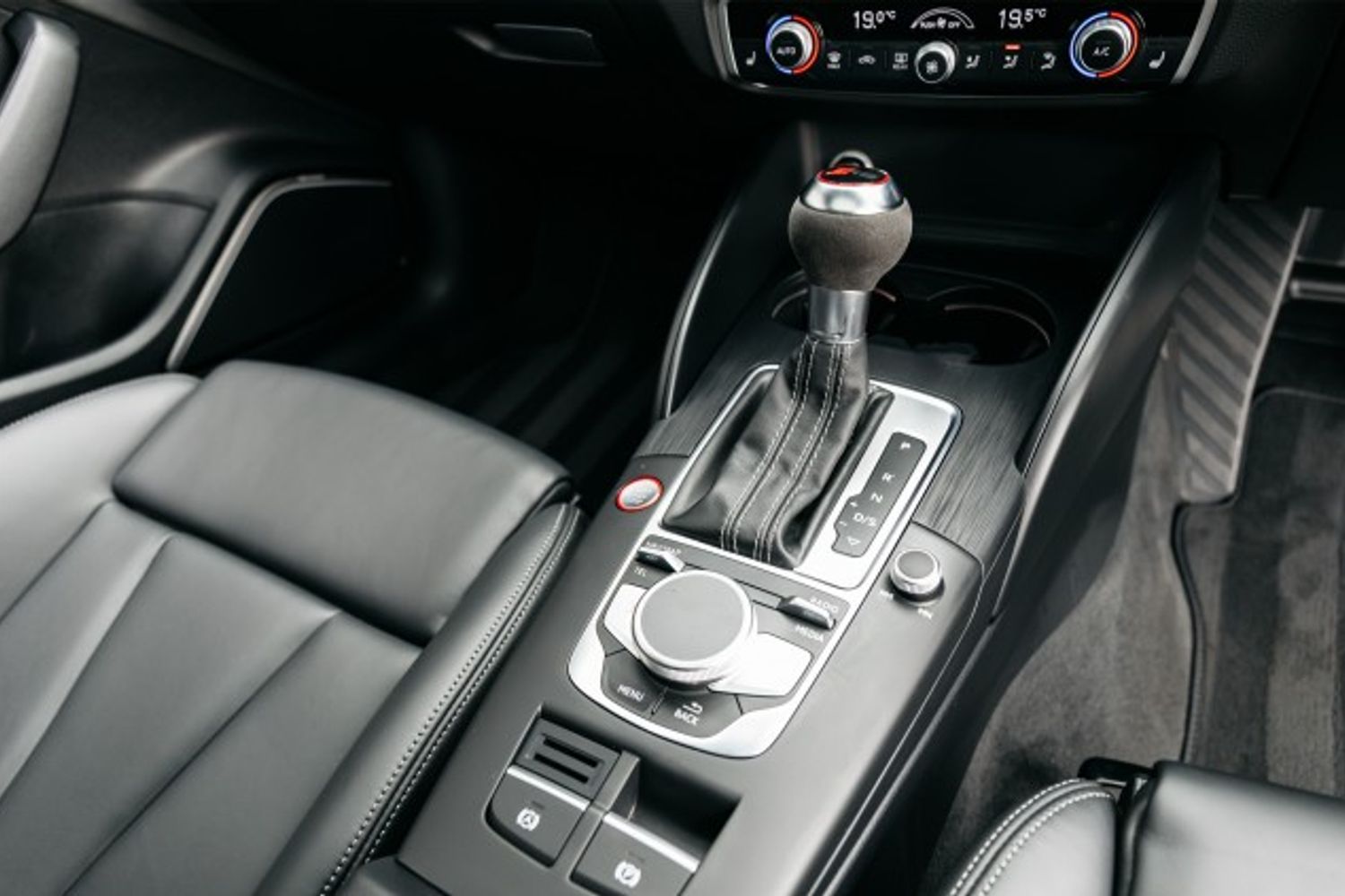AUDI RS3 HATCHBACK 2.5 RS 3 TFSI QUATTRO AUDI SPORT EDITION 5DR SEMI AUTOMATIC