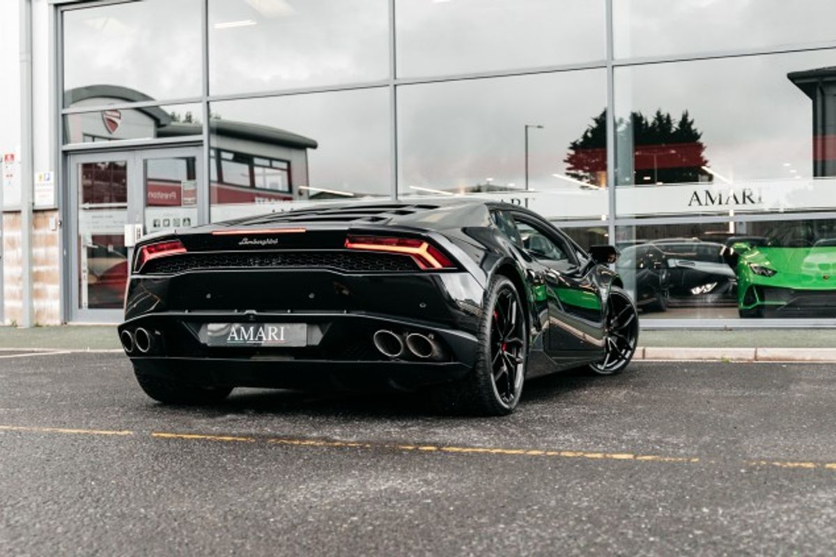 LAMBORGHINI HURACAN COUPE 5.2 LP 610-4 2DR SEMI AUTOMATIC