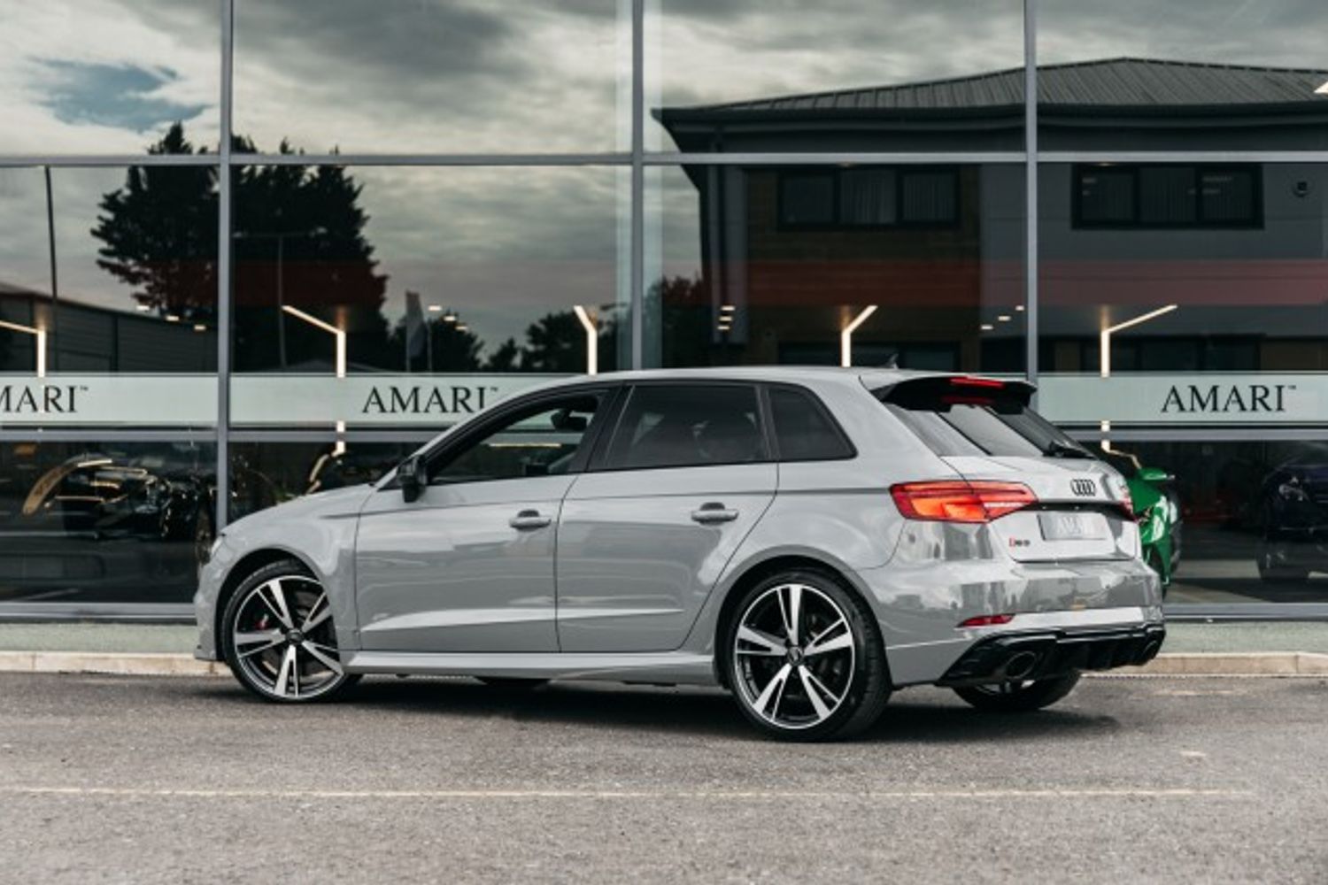 AUDI RS3 HATCHBACK 2.5 RS 3 TFSI QUATTRO AUDI SPORT EDITION 5DR SEMI AUTOMATIC