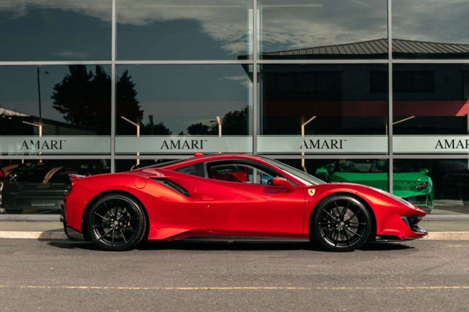 FERRARI 488 PISTA VS COUPE 3.9 VS 2DR SEMI AUTOMATIC