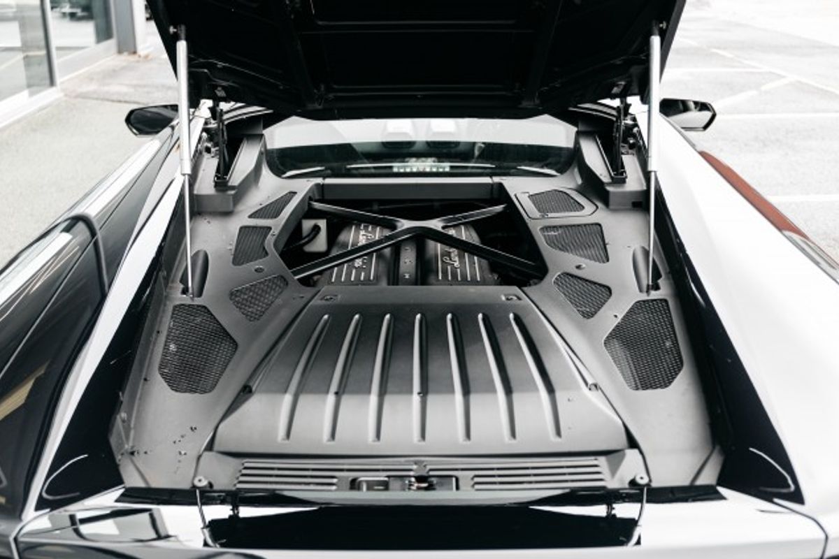 LAMBORGHINI HURACAN COUPE 5.2 LP 610-4 2DR SEMI AUTOMATIC