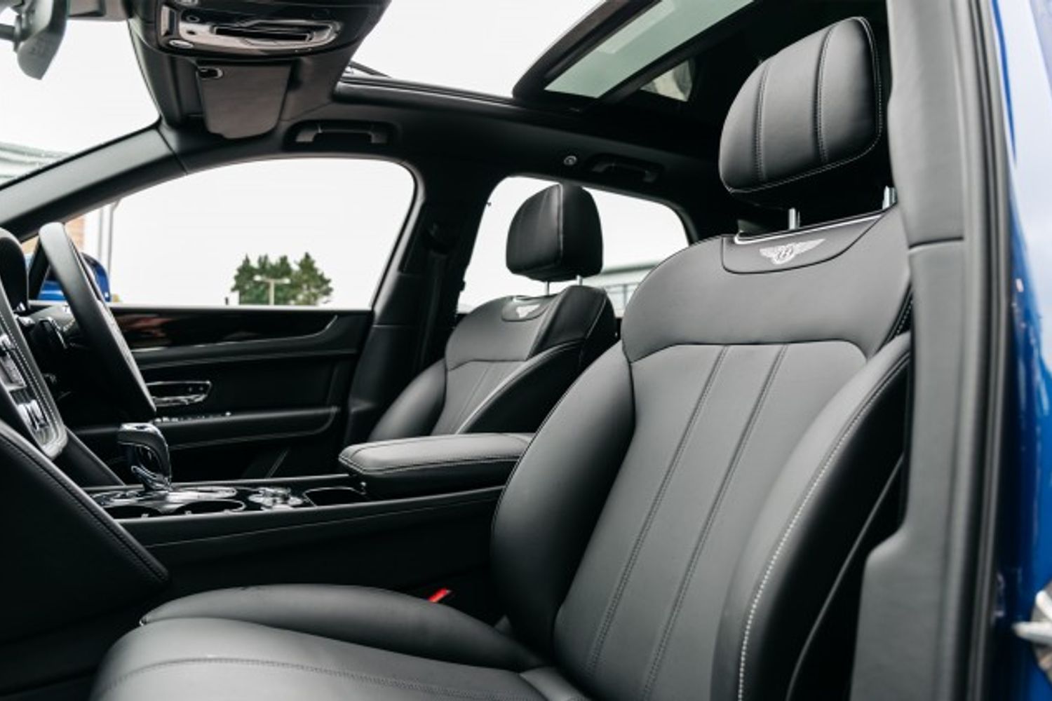 BENTLEY BENTAYGA DIESEL ESTATE 4.0 V8 D 5DR AUTOMATIC