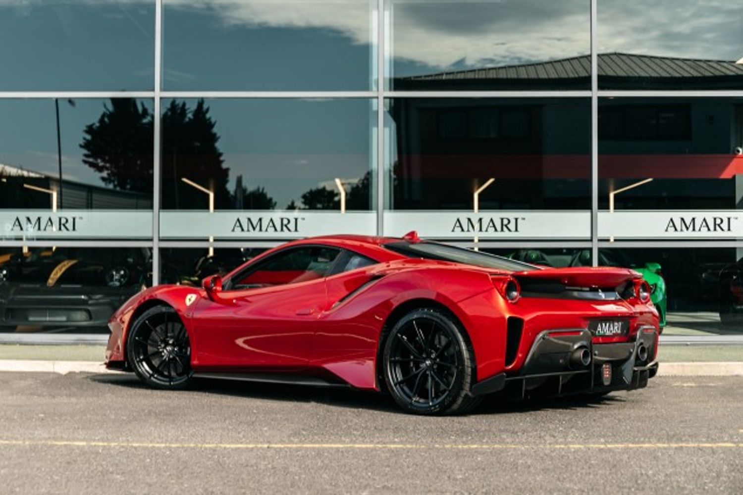 FERRARI 488 PISTA VS COUPE 3.9 VS 2DR SEMI AUTOMATIC