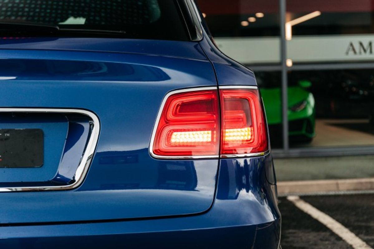 BENTLEY BENTAYGA DIESEL ESTATE 4.0 V8 D 5DR AUTOMATIC