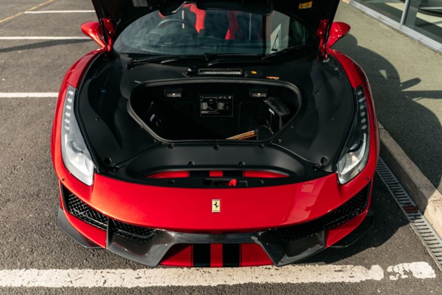 FERRARI 488 PISTA VS COUPE 3.9 VS 2DR SEMI AUTOMATIC