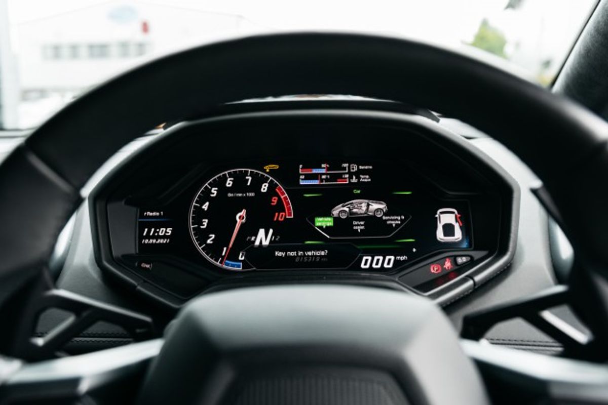 LAMBORGHINI HURACAN COUPE 5.2 LP 610-4 2DR SEMI AUTOMATIC