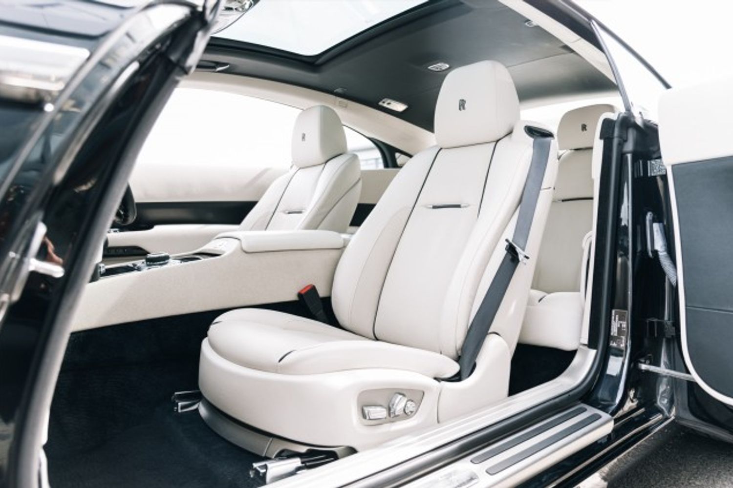 ROLLS-ROYCE Wraith Coupe 6.6 V12 2DR AUTOMATIC