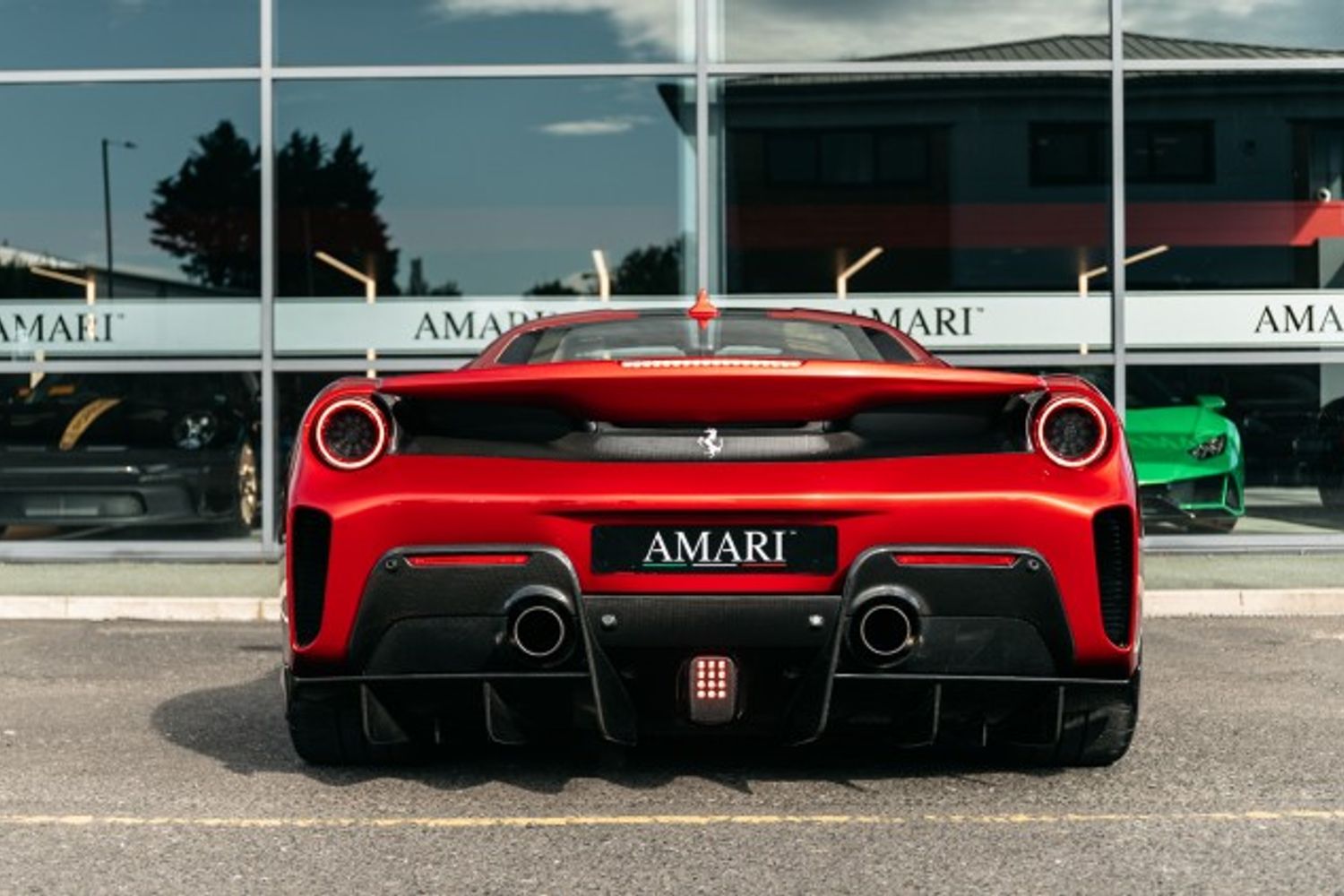 FERRARI 488 PISTA VS COUPE 3.9 VS 2DR SEMI AUTOMATIC