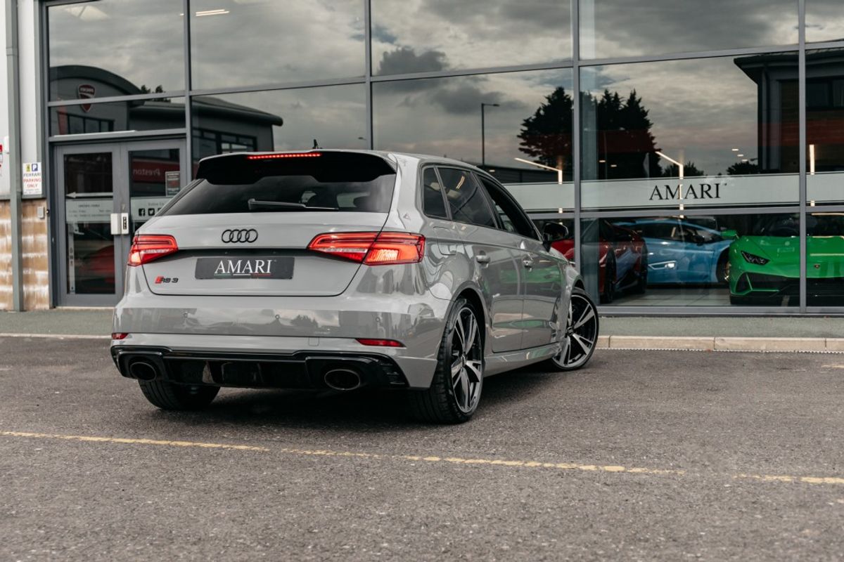 AUDI RS3 HATCHBACK 2.5 RS 3 TFSI QUATTRO AUDI SPORT EDITION 5DR SEMI AUTOMATIC