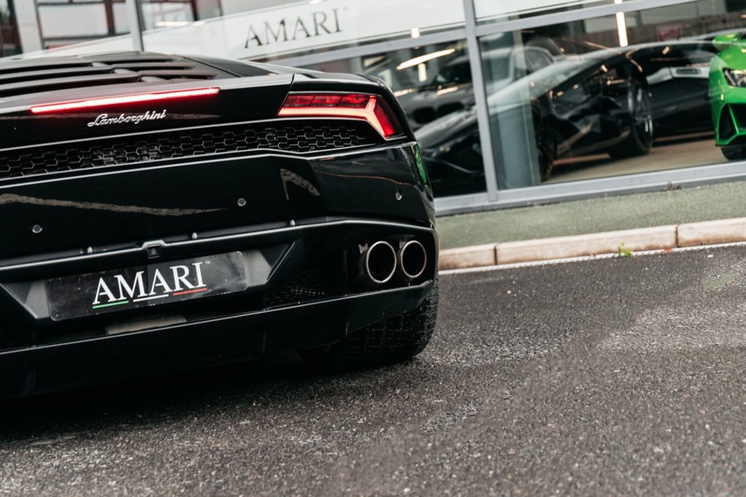 LAMBORGHINI HURACAN COUPE 5.2 LP 610-4 2DR SEMI AUTOMATIC