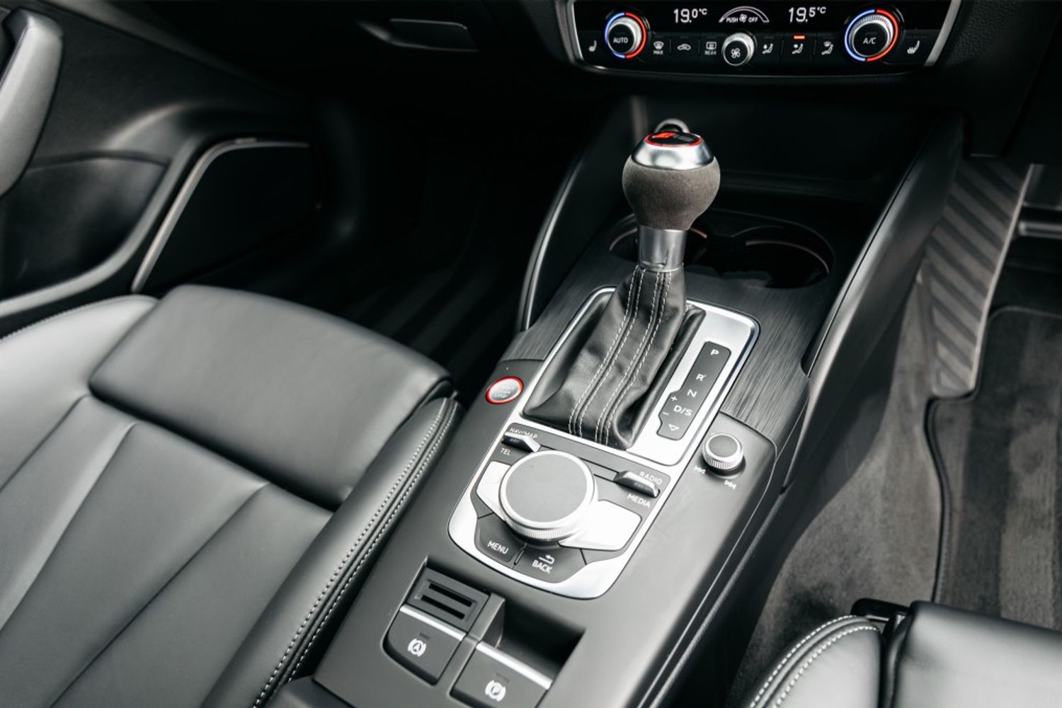 AUDI RS3 HATCHBACK 2.5 RS 3 TFSI QUATTRO AUDI SPORT EDITION 5DR SEMI AUTOMATIC