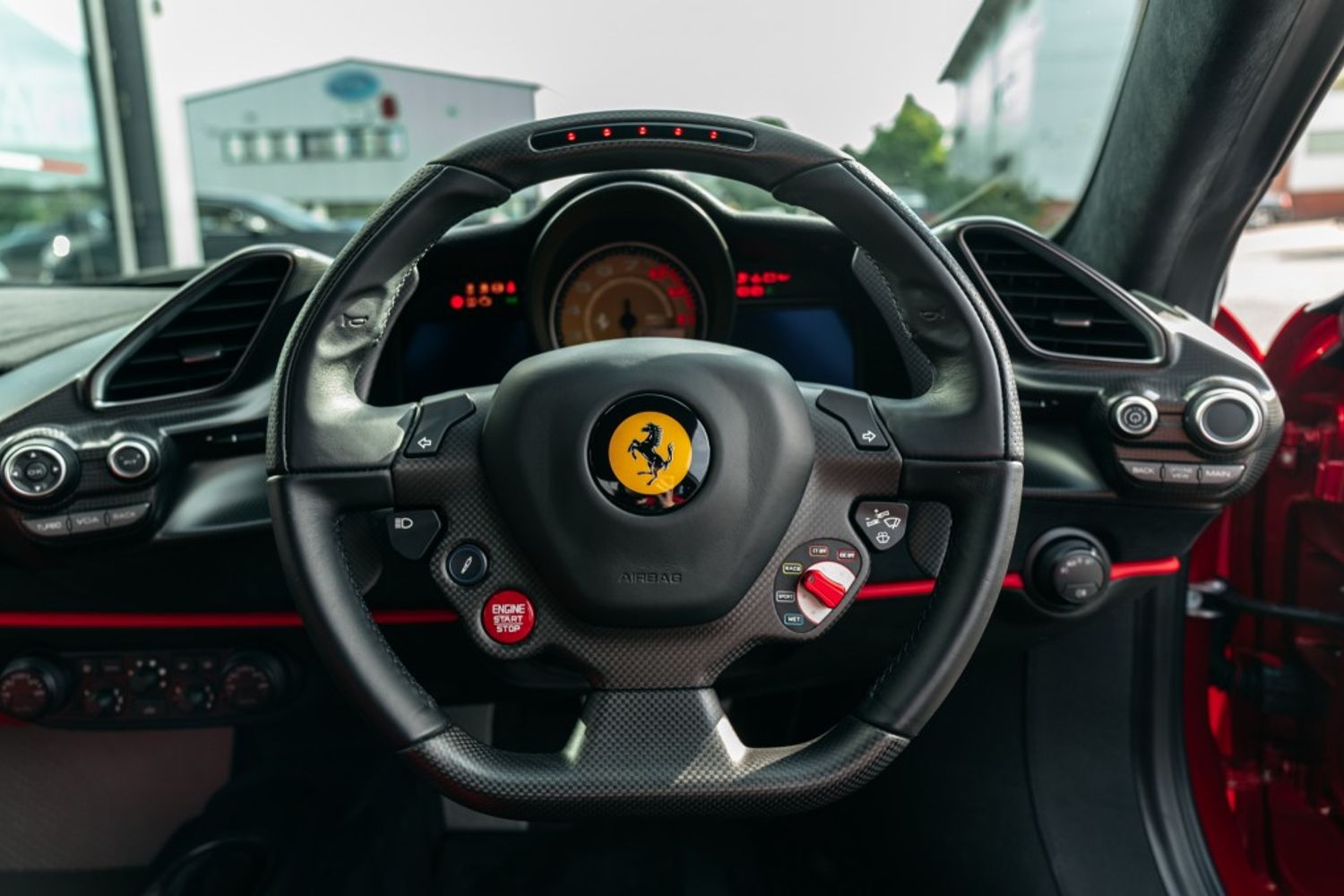 FERRARI 488 PISTA VS COUPE 3.9 VS 2DR SEMI AUTOMATIC