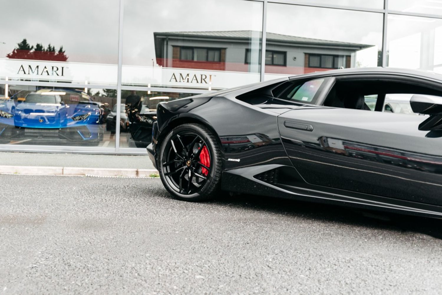LAMBORGHINI HURACAN COUPE 5.2 LP 610-4 2DR SEMI AUTOMATIC