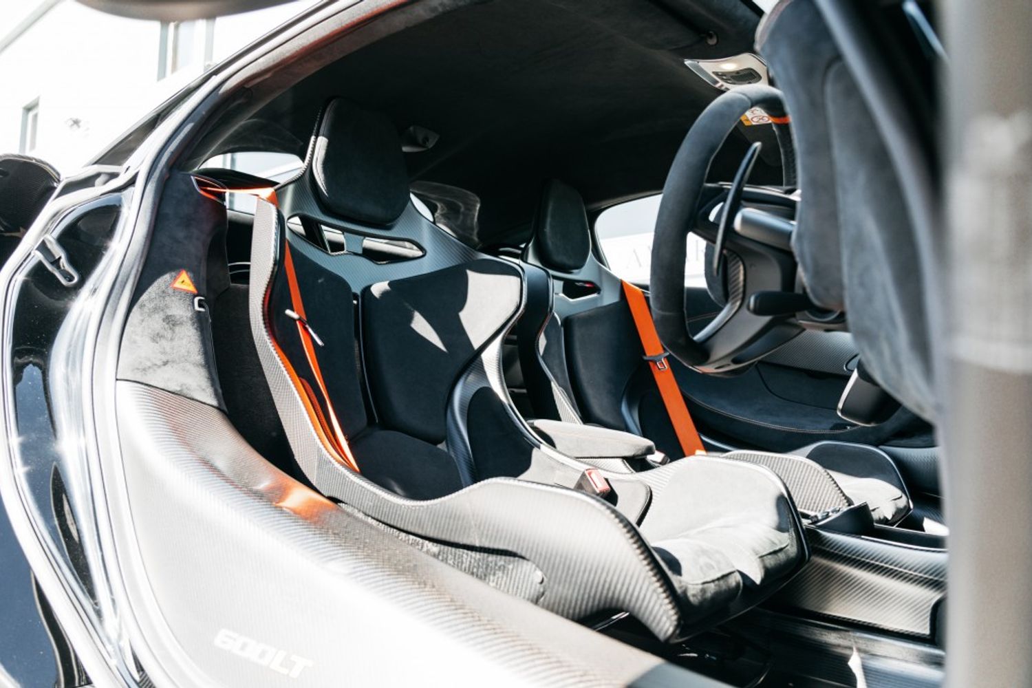 MCLAREN 600LT COUPE 3.8 V8 SSG 2DR SEMI AUTOMATIC