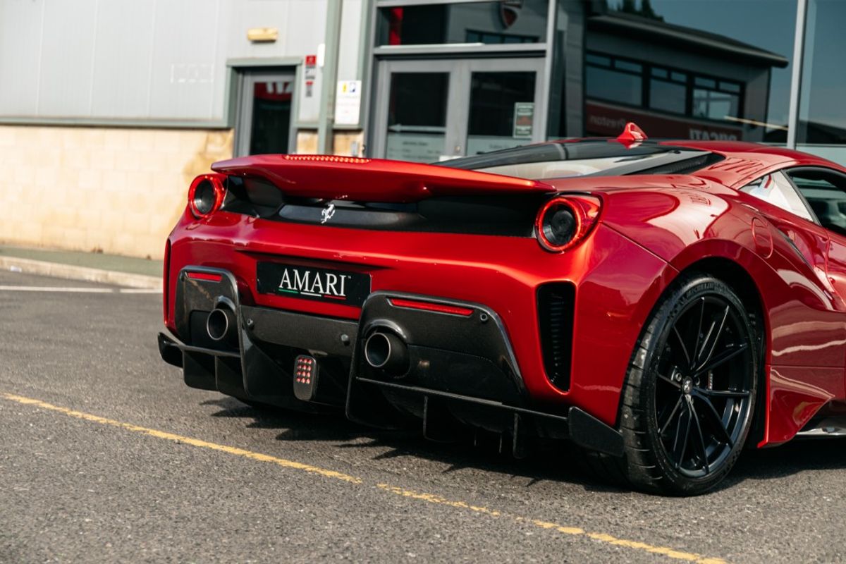 FERRARI 488 PISTA VS COUPE 3.9 VS 2DR SEMI AUTOMATIC