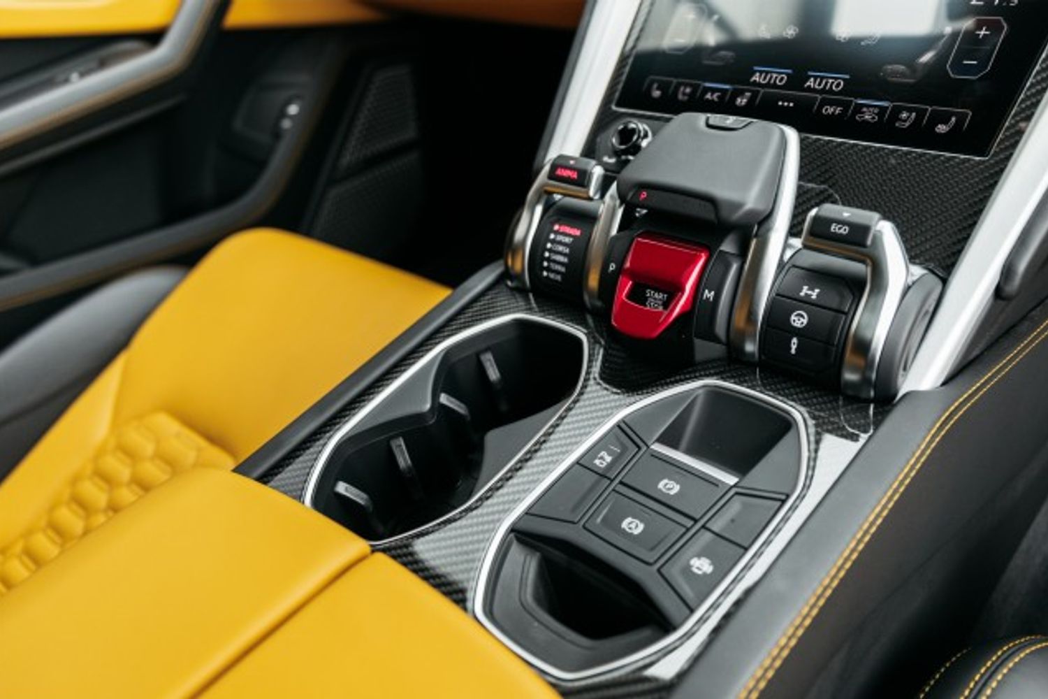 LAMBORGHINI URUS V8 ESTATE 4.0 V8 5DR AUTOMATIC