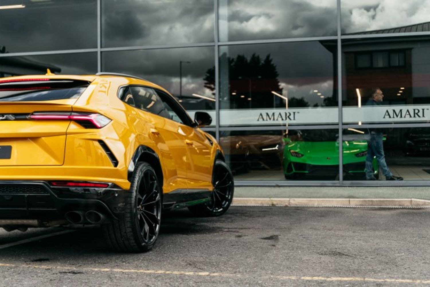 LAMBORGHINI URUS V8 ESTATE 4.0 V8 5DR AUTOMATIC