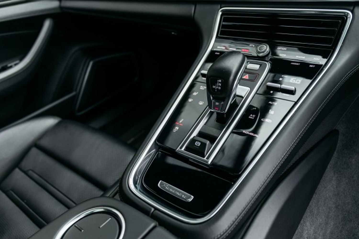 PORSCHE PANAMERA HYBRID ELECTRIC ESTATE 4.0 TURBO S SPORT TURISMO PDK 5DR SEMI AUTOMATIC