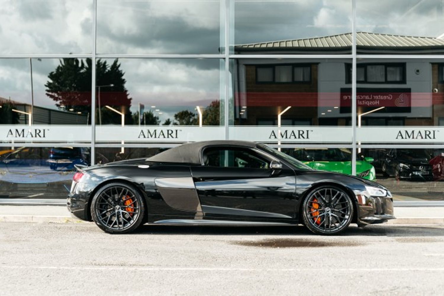 AUDI R8 CONVERTIBLE 5.2 V10 PLUS QUATTRO 2DR SEMI AUTOMATIC