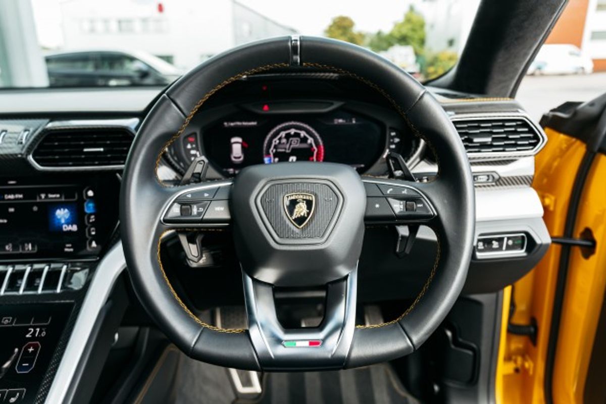 LAMBORGHINI URUS V8 ESTATE 4.0 V8 5DR AUTOMATIC