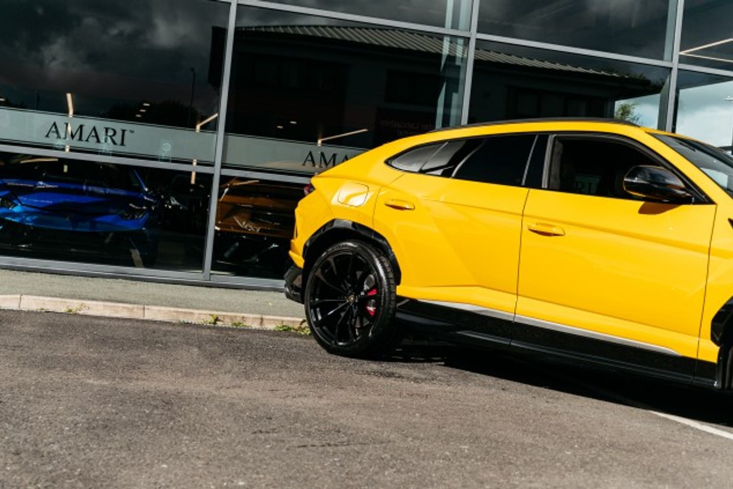LAMBORGHINI URUS V8 ESTATE 4.0 V8 5DR AUTOMATIC