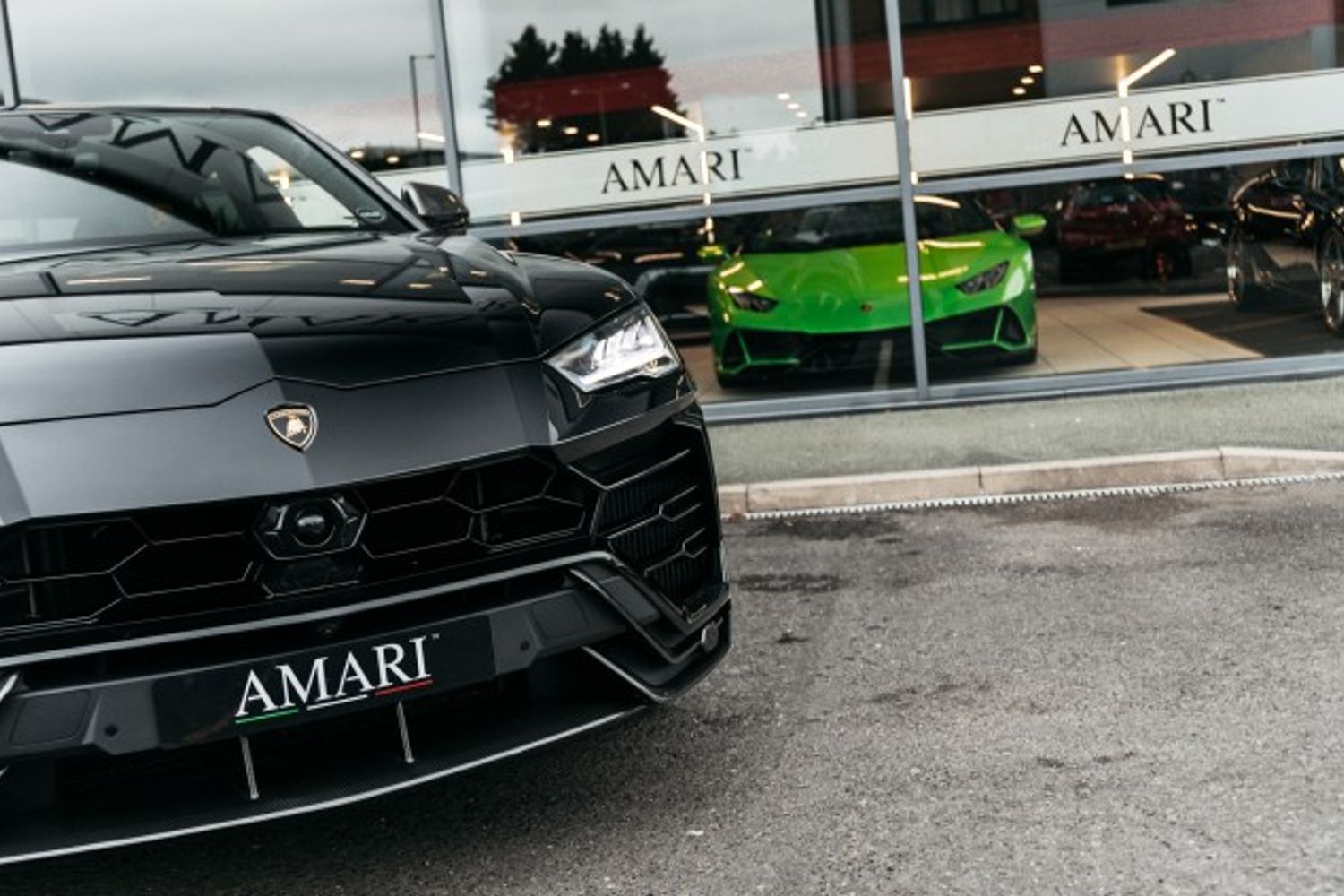 LAMBORGHINI URUS V8 ESTATE 4.0 V8 5DR AUTOMATIC
