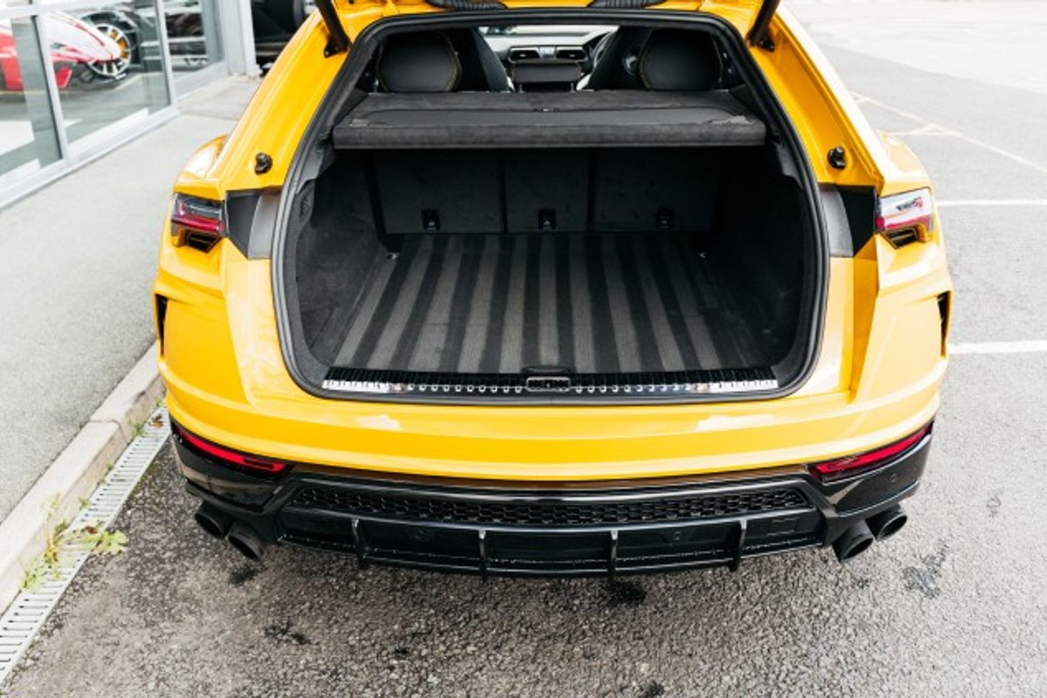 LAMBORGHINI URUS V8 ESTATE 4.0 V8 5DR AUTOMATIC