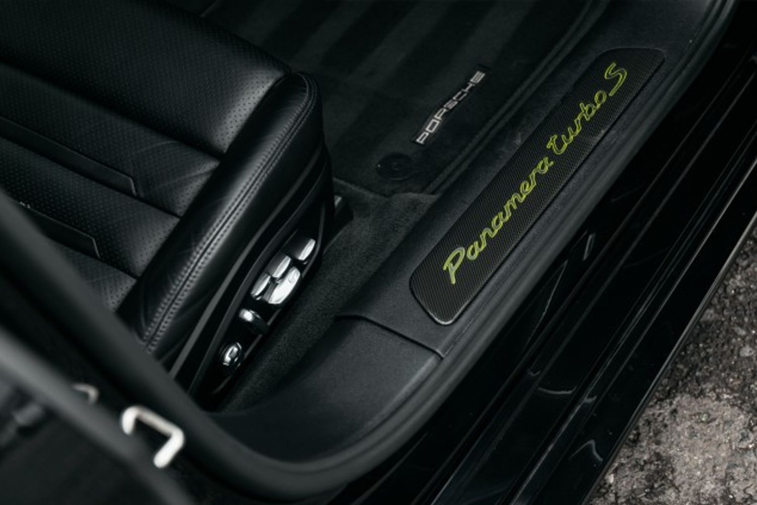 PORSCHE PANAMERA HYBRID ELECTRIC ESTATE 4.0 TURBO S SPORT TURISMO PDK 5DR SEMI AUTOMATIC