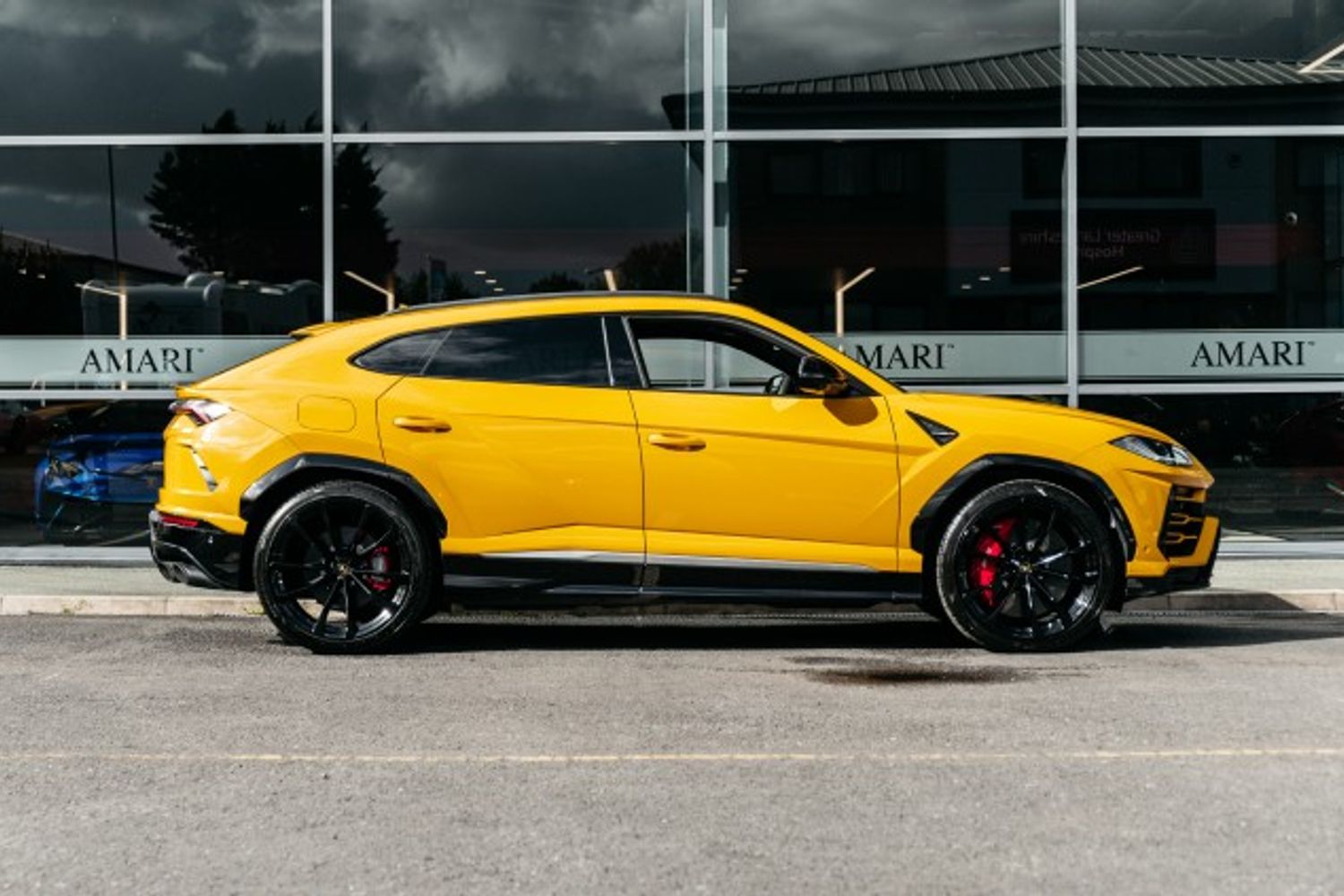 LAMBORGHINI URUS V8 ESTATE 4.0 V8 5DR AUTOMATIC
