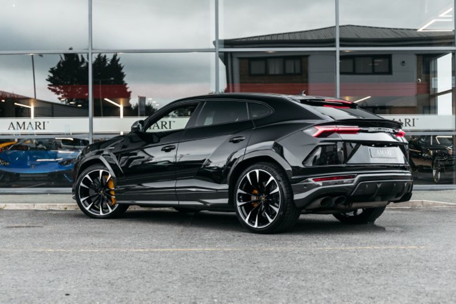 LAMBORGHINI URUS V8 ESTATE 4.0 V8 5DR AUTOMATIC