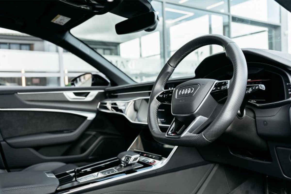 AUDI RS6 ESTATE 4.0 RS 6 AVANT TFSI QUATTRO VORSPRUNG 5DR AUTOMATIC