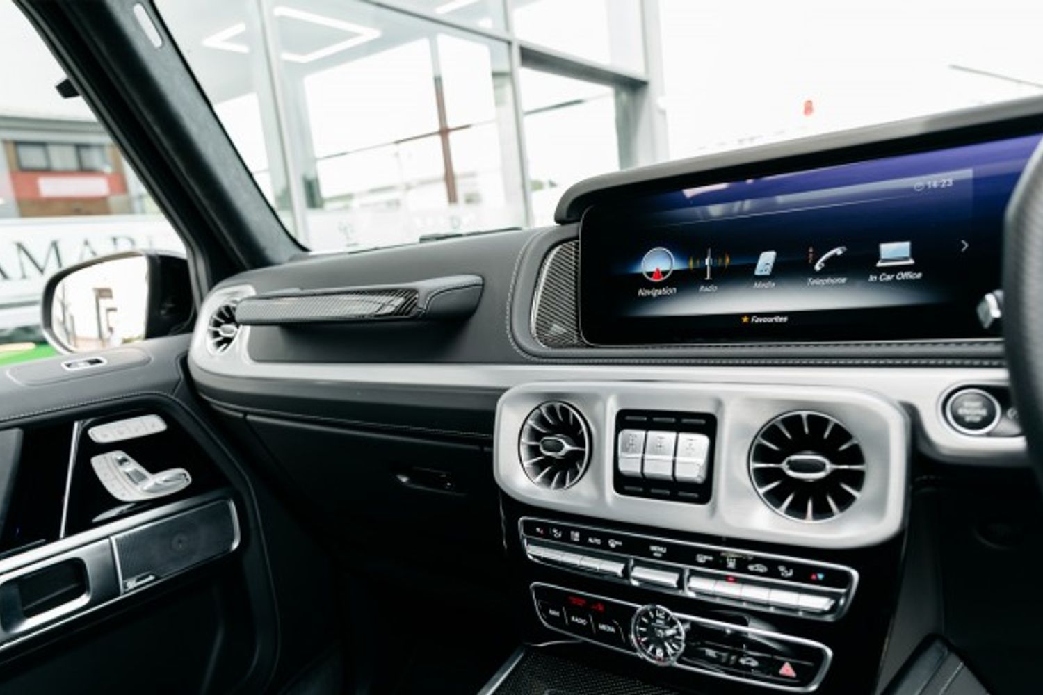 MERCEDES-BENZ G CLASS ESTATE 4.0 AMG G 63 4MATIC 5DR AUTOMATIC
