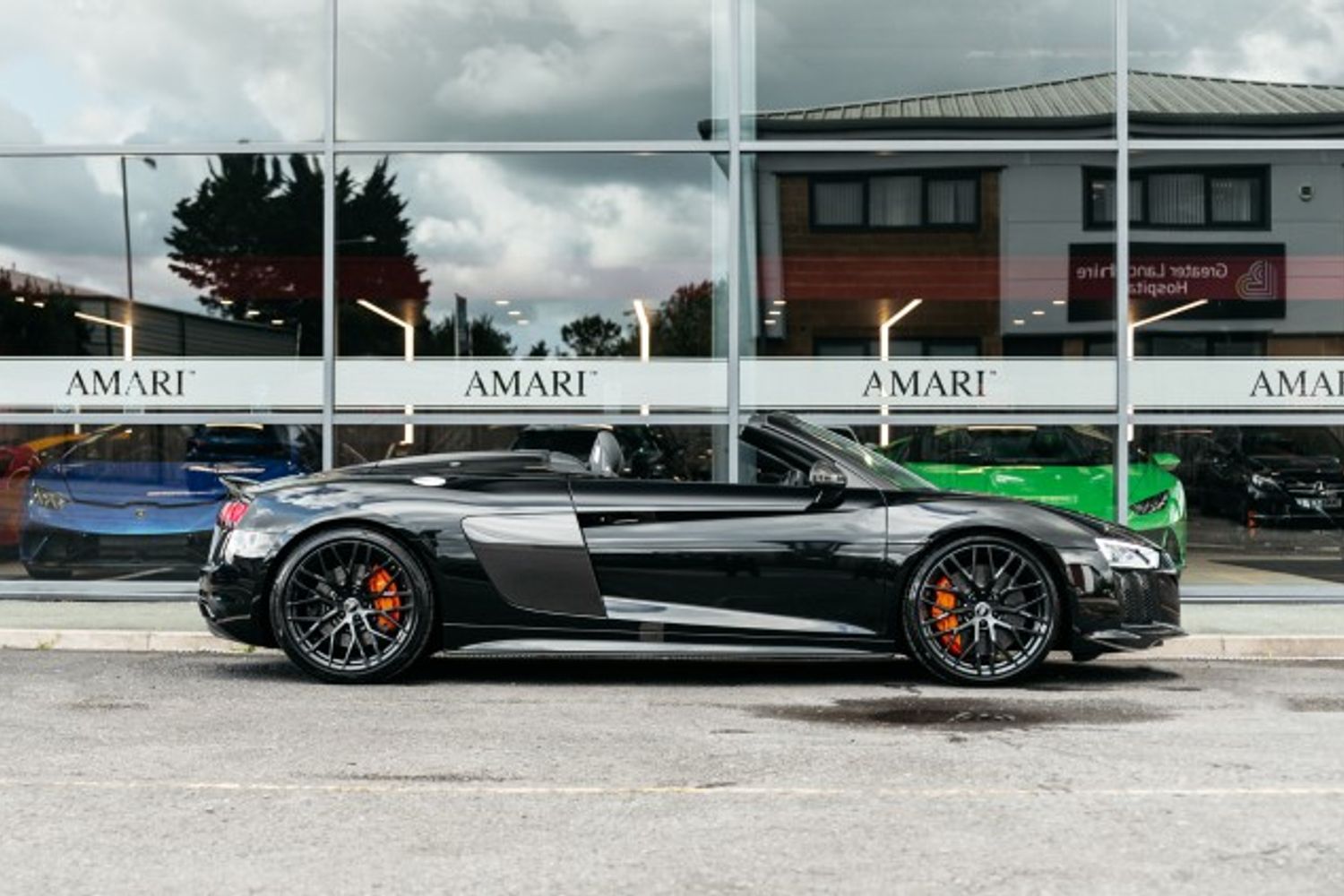 AUDI R8 CONVERTIBLE 5.2 V10 PLUS QUATTRO 2DR SEMI AUTOMATIC