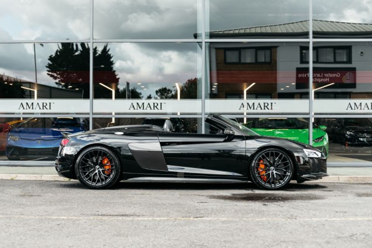 AUDI R8 CONVERTIBLE 5.2 V10 PLUS QUATTRO 2DR SEMI AUTOMATIC