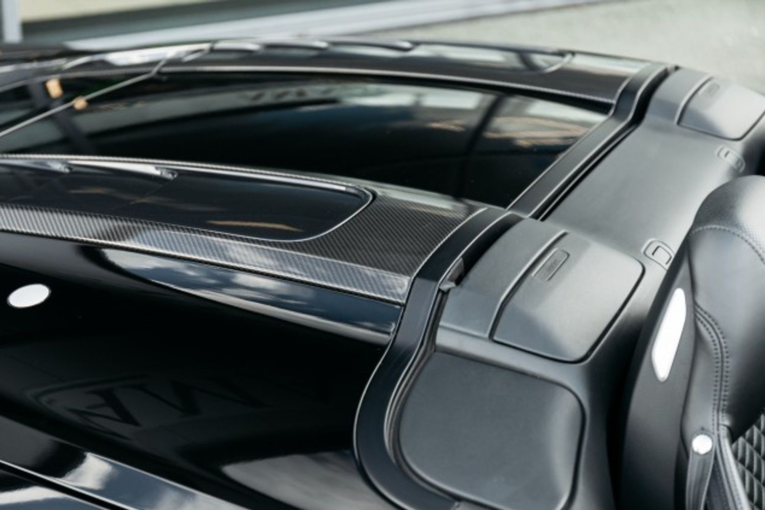 AUDI R8 CONVERTIBLE 5.2 V10 PLUS QUATTRO 2DR SEMI AUTOMATIC