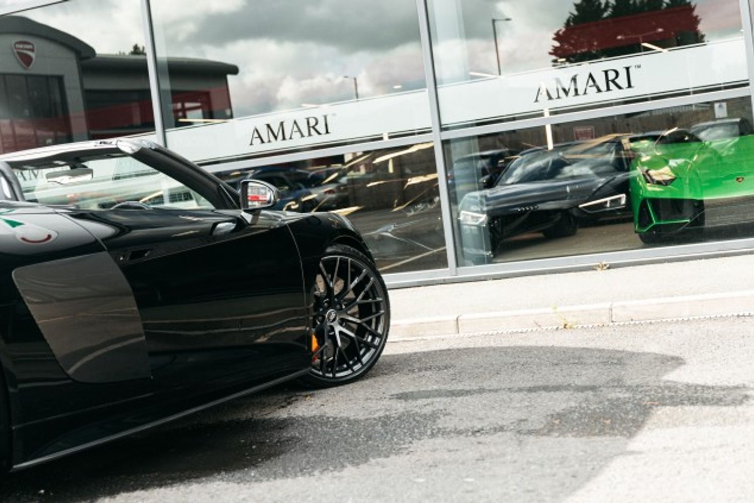 AUDI R8 CONVERTIBLE 5.2 V10 PLUS QUATTRO 2DR SEMI AUTOMATIC