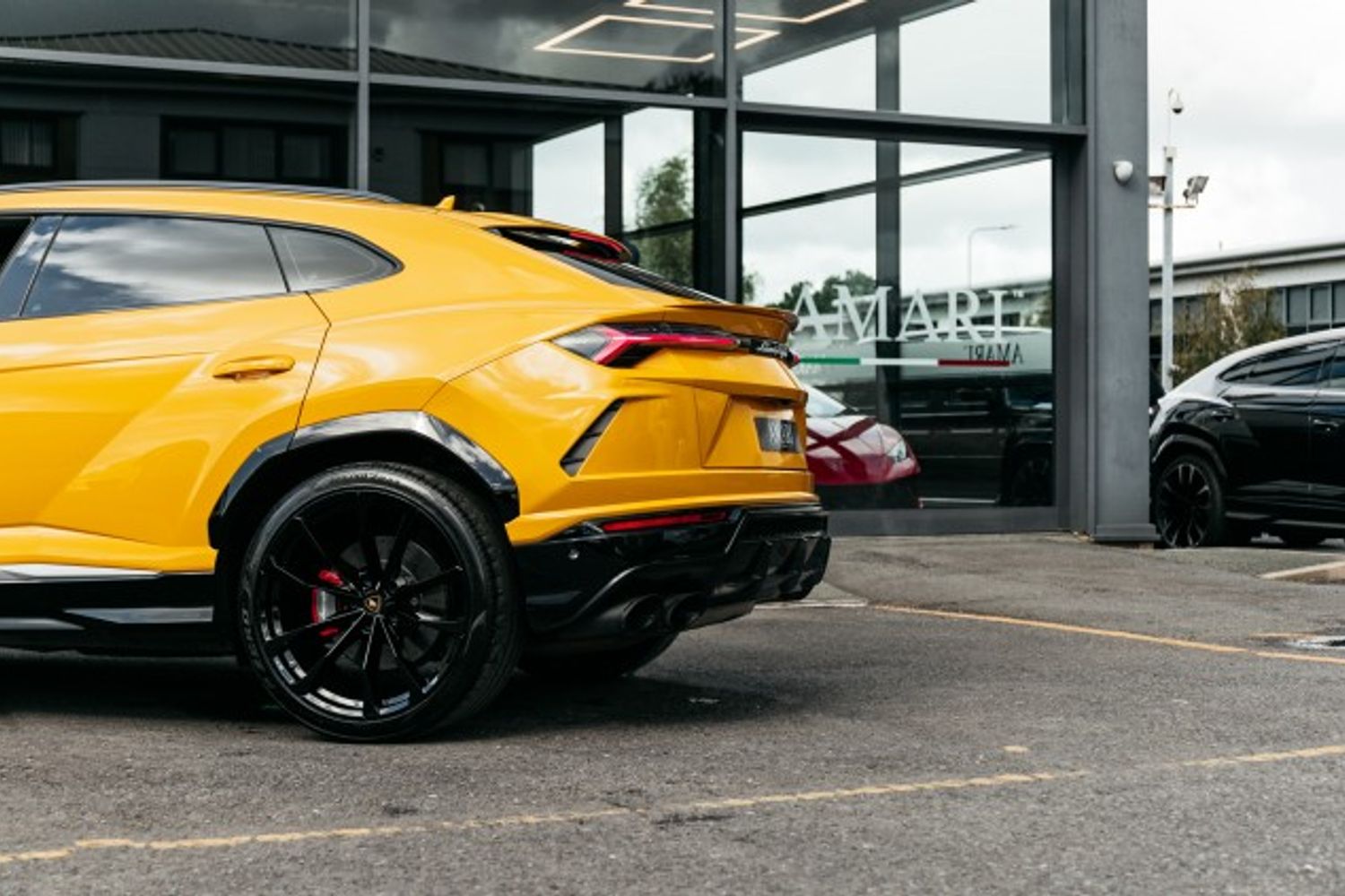 LAMBORGHINI URUS V8 ESTATE 4.0 V8 5DR AUTOMATIC