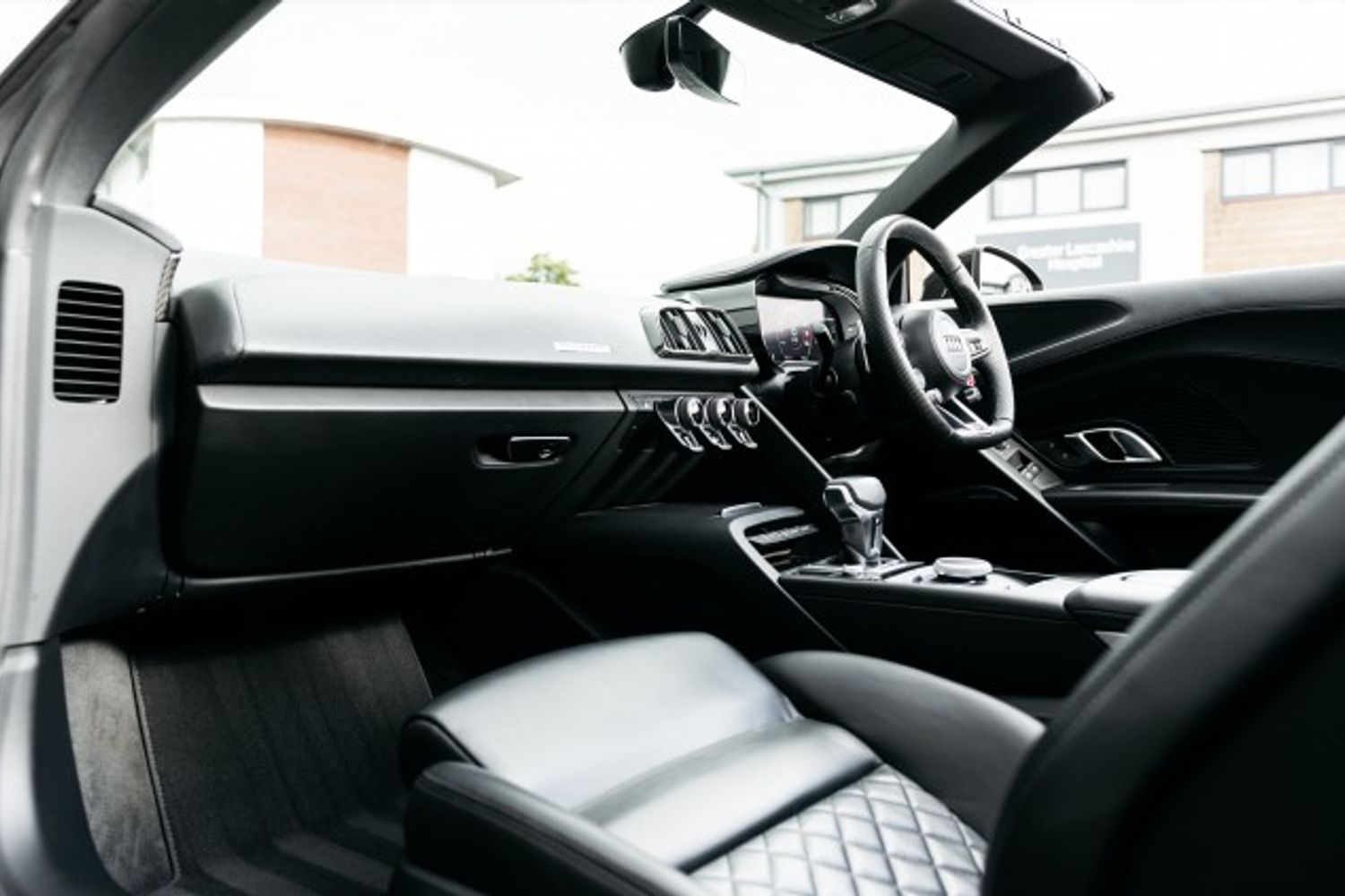AUDI R8 CONVERTIBLE 5.2 V10 PLUS QUATTRO 2DR SEMI AUTOMATIC