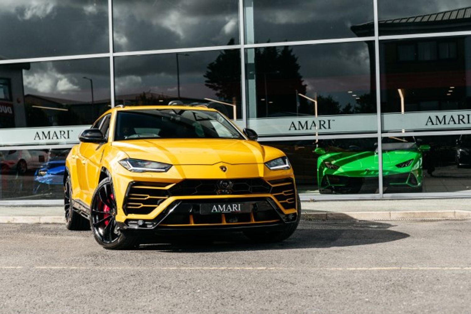 LAMBORGHINI URUS V8 ESTATE 4.0 V8 5DR AUTOMATIC