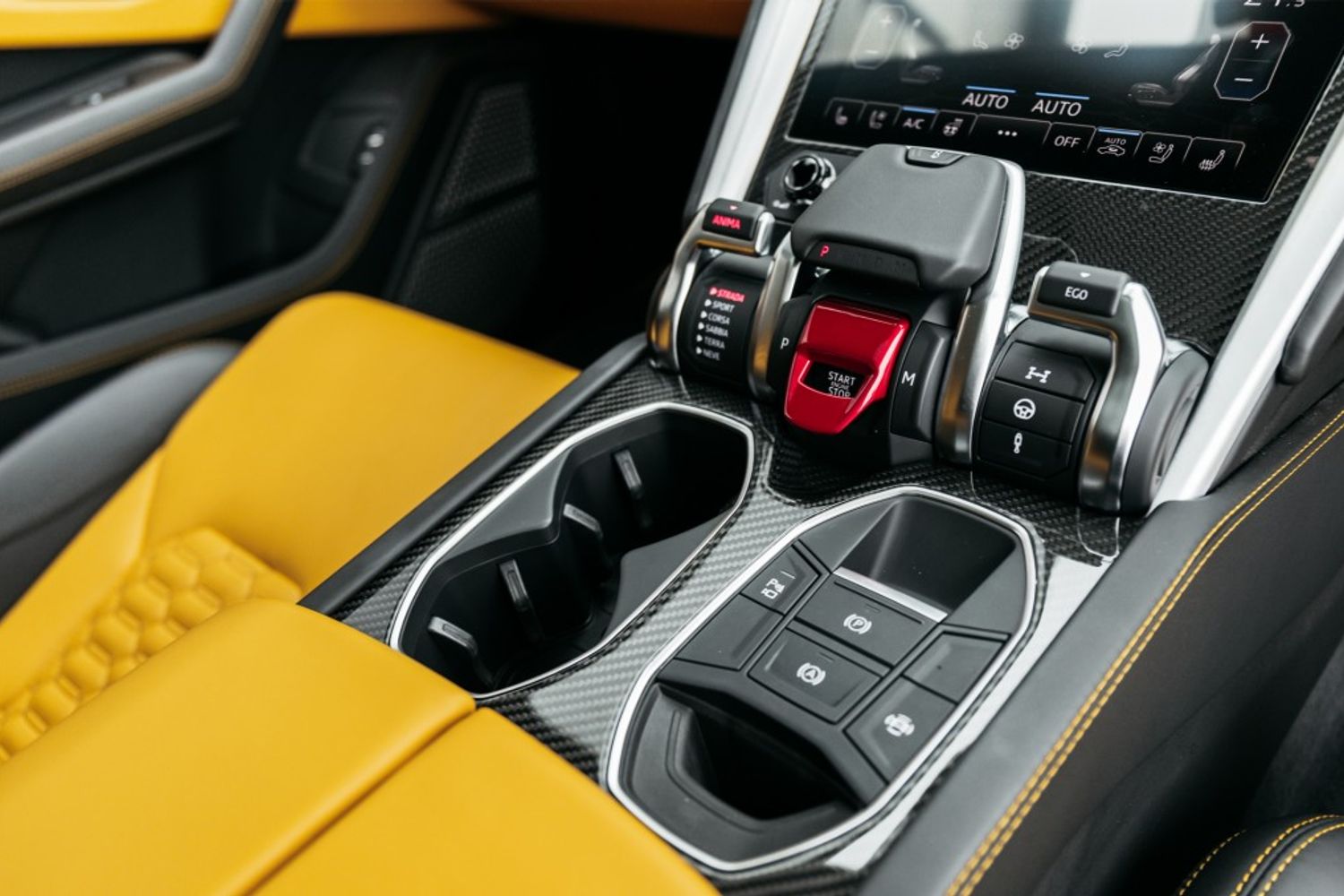 LAMBORGHINI URUS V8 ESTATE 4.0 V8 5DR AUTOMATIC