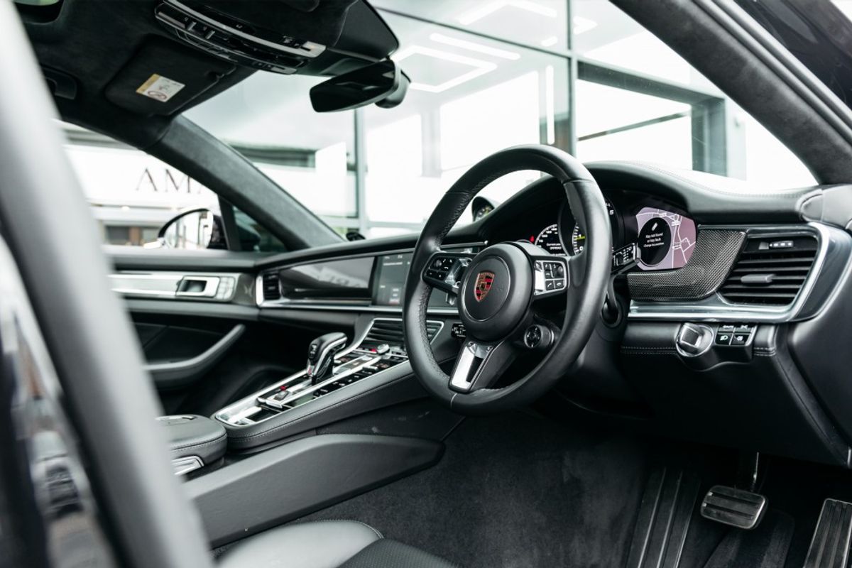 PORSCHE PANAMERA HYBRID ELECTRIC ESTATE 4.0 TURBO S SPORT TURISMO PDK 5DR SEMI AUTOMATIC